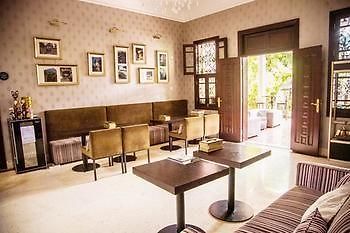 שיאמן Shakespeare Garden Hotel מראה חיצוני תמונה